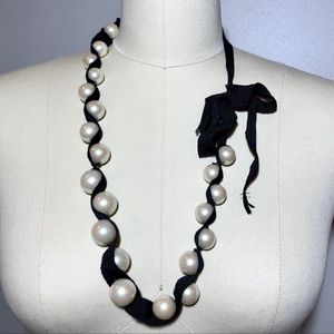 CLUB MONACO convertible pearl necklace